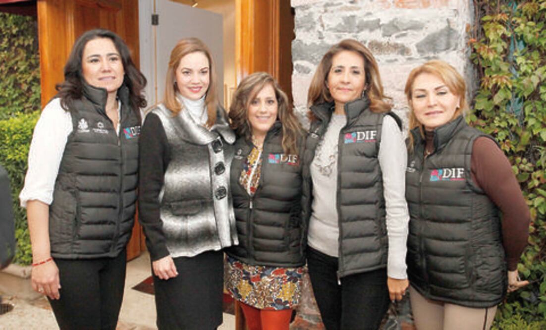 Agradece Karina Castro labor de damas voluntarias 