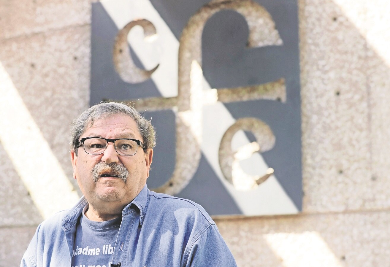 Corrigen: 8 millones de libros en bodegas del FCE