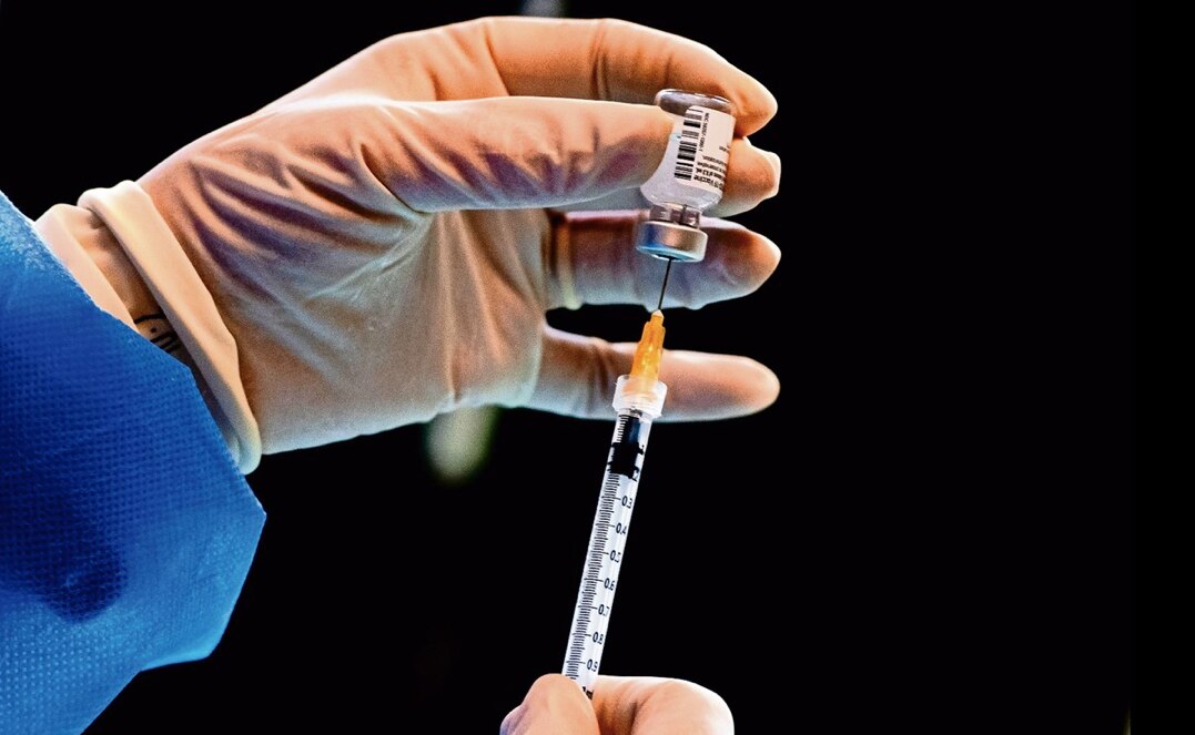 Si ya tuve Covid-19 y me recuperé, ¿debo vacunarme de todos modos contra el Covid-19?