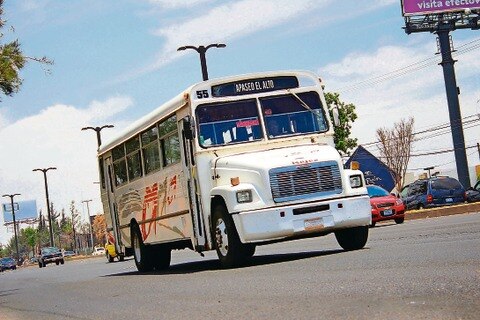 Urge modernizar transporte urbano