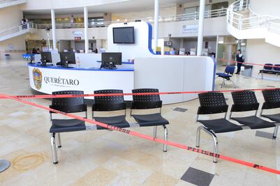 Con afectaciones, barda perimetral de la Alameda