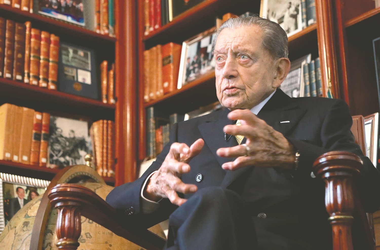 Miguel Alemán: "Consulta del NAIM informa a la gente"