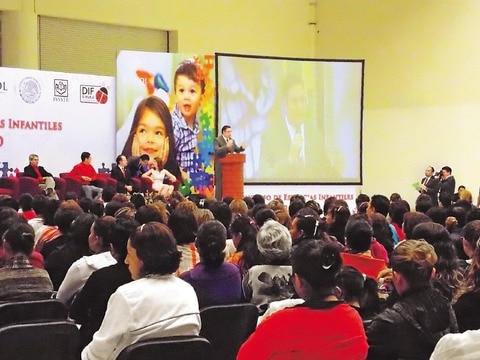 Inicia Congreso de Estancias Infantiles