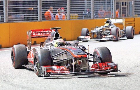 Pérez suma puntos en el GP Singapur