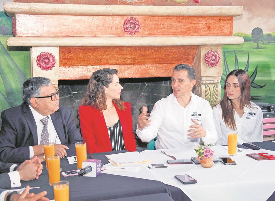 El contenido de la agenda del Observatorio Ciudadano es prácticamente su plataforma de campaña. FOTO: GUILLERMO GONZÁLEZ