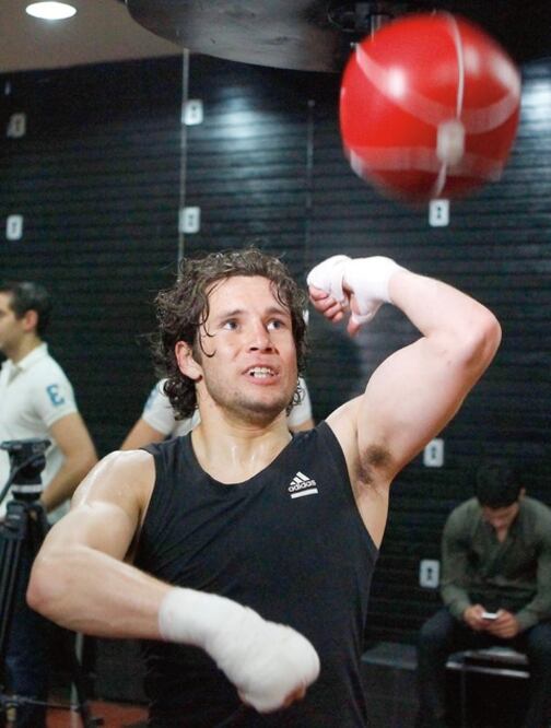 Cuadras, por cetro supermosca