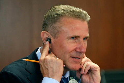 Bubka defiende a federaciones