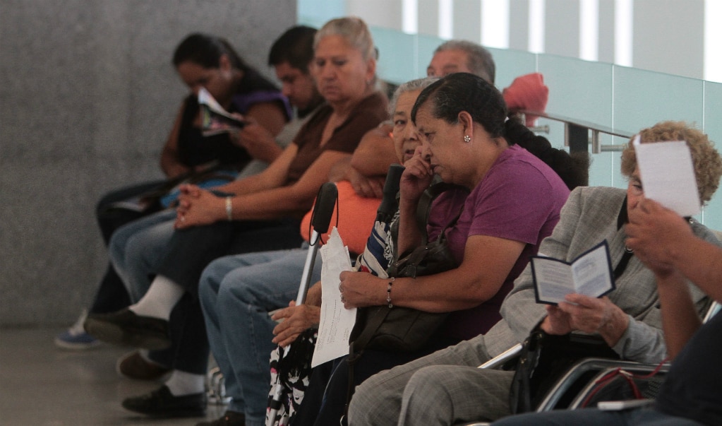 Pactan en beneficio de pensionados