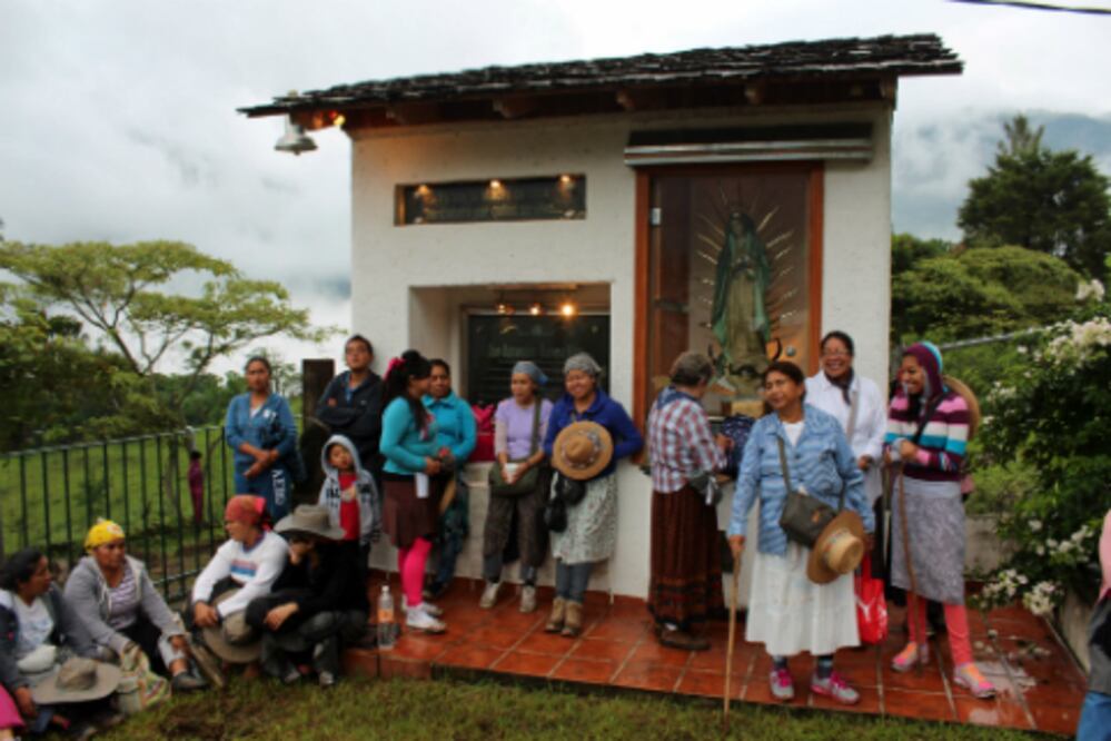 Peregrinos avanzan al Tepeyac 