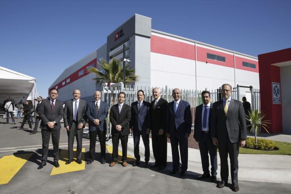 El gobernador Francisco Domínguez Servién dijo que con esta inversión se consolida la posición de liderazgo de Querétaro en el sector automotriz (ESPECIAL)