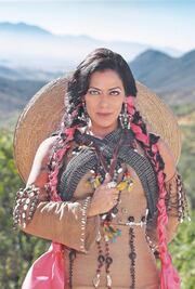 Lila Downs dará el cerrojazo al Encuentro de Pueblos Indígenas