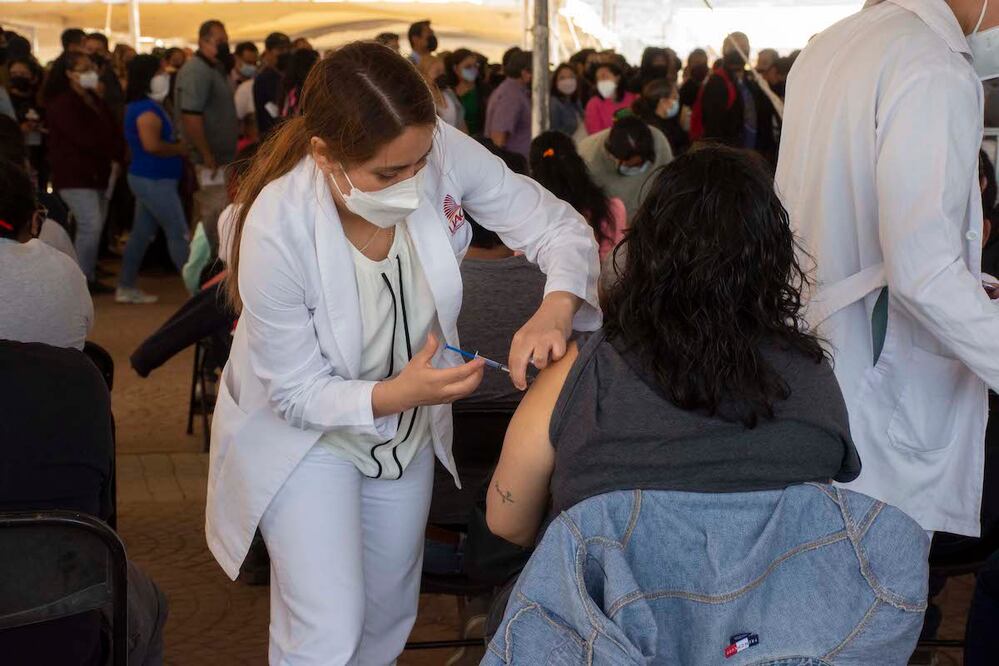 Convocan a mayores de 18 años a completar esquema de vacunación 