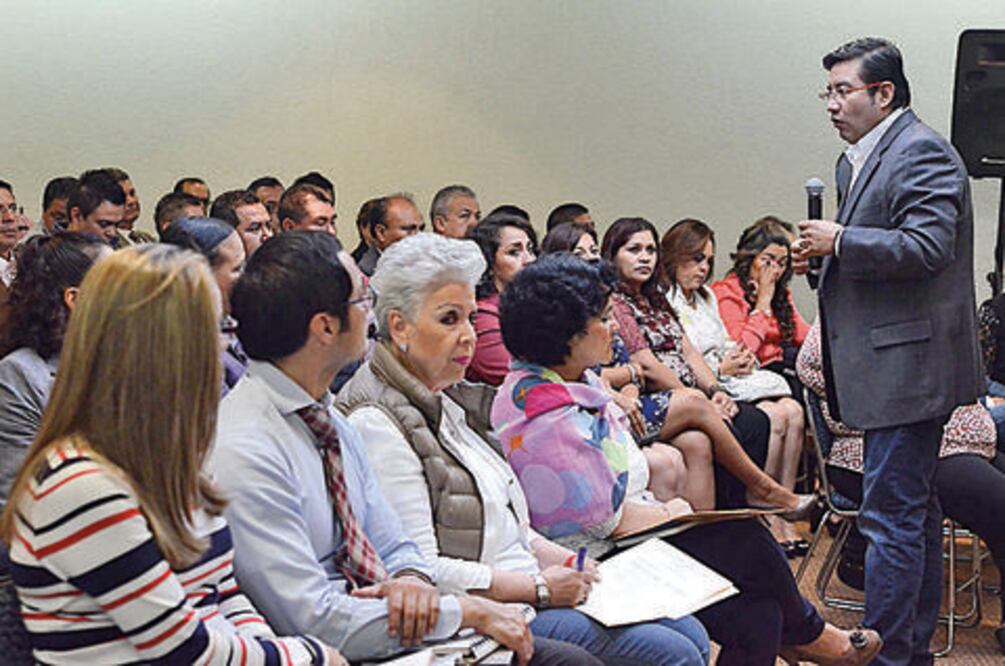 Asigna la USEBEQ 19 plazas a profesores