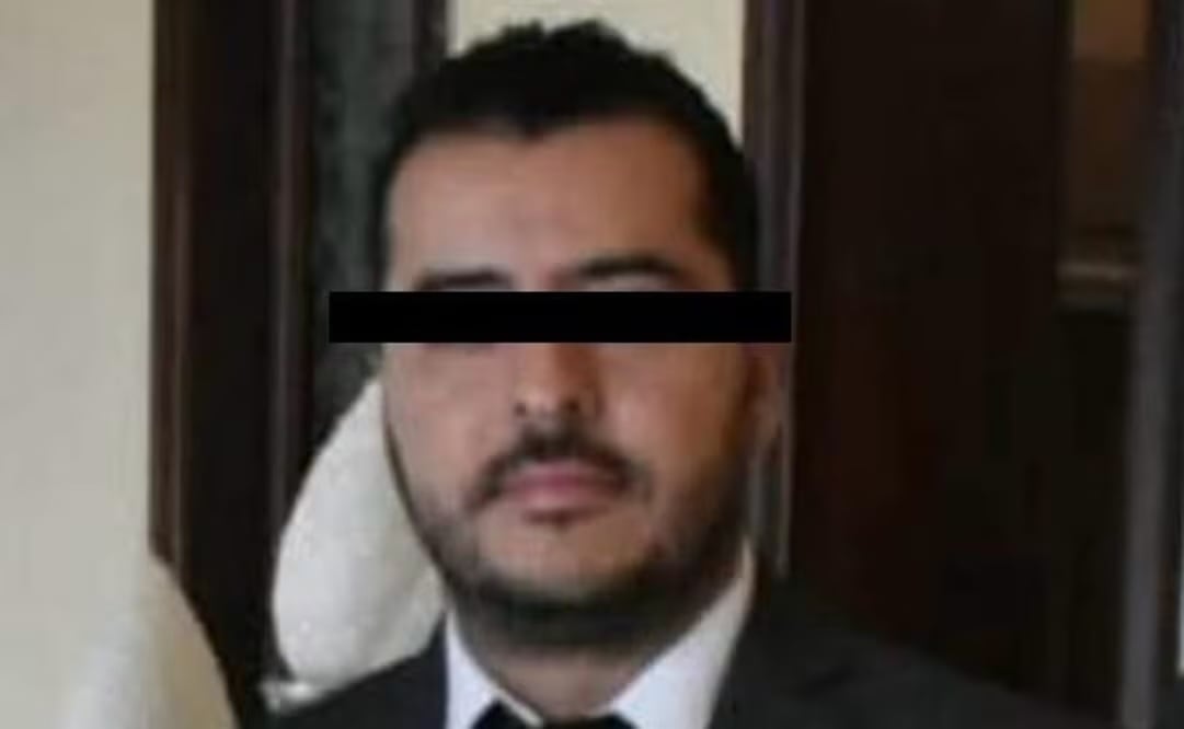 Luis, de 40 años, se desempeña como director de la Escuela Primaria Ignacio Zaragoza. Foto: Especial