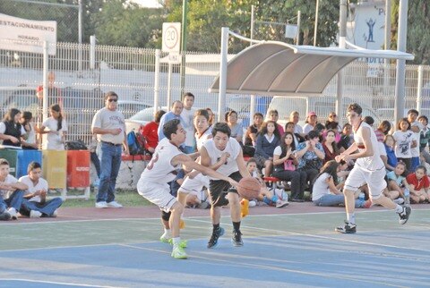 Liga de Basquetbol estrena torneos