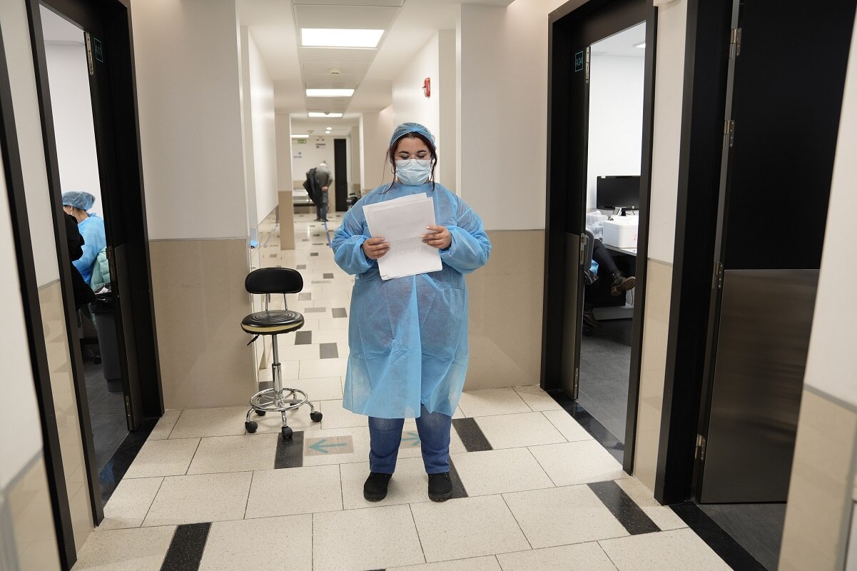 Alerta la UAQ por incremento de contagios de Covid-19 