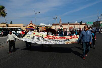 Padre pide no olvidar caso Ayotzinapa