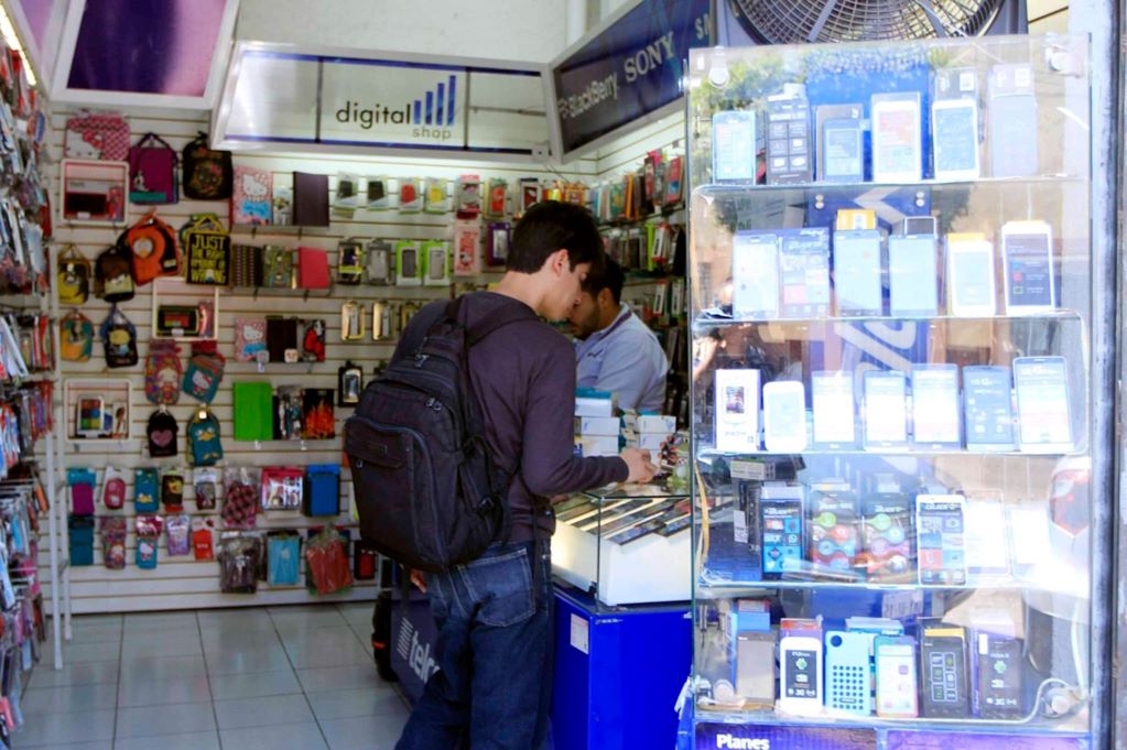 Comerciantes ven difícil acortar jornada