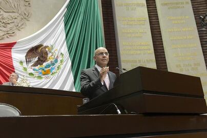 Guerra sucia se combate con trabajo: diputado 