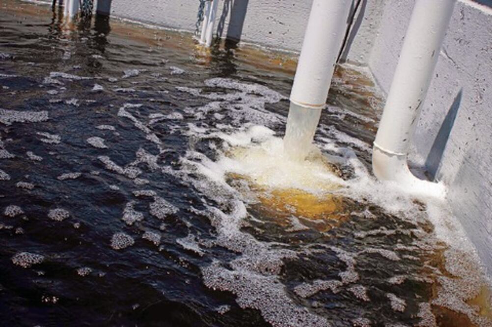 Finalizan limpieza de tanques de agua