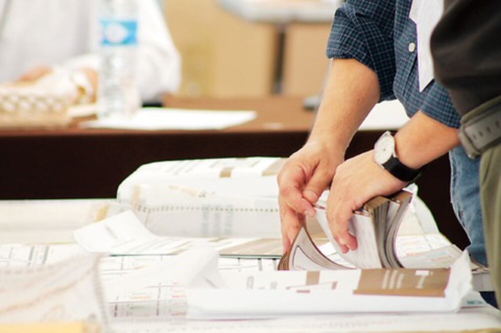 Alista IFE transición en cambio de nombre