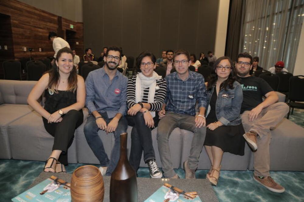 Estibalis Hernández, Aarón García, Cristina Bringas, Carlos Rangel, Tania López y Román Rangel (FOTOS: GONZALO IBAÑEZ. EL UNIVERSAL)