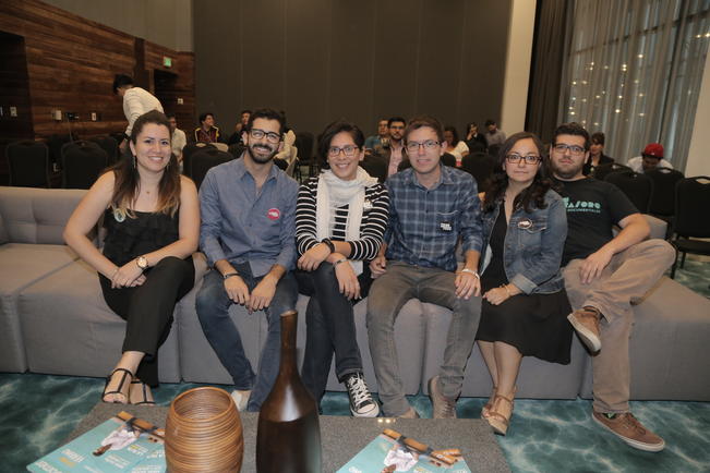 Estibalis Hernández, Aarón García, Cristina Bringas, Carlos Rangel, Tania López y Román Rangel (FOTOS: GONZALO IBAÑEZ. EL UNIVERSAL)