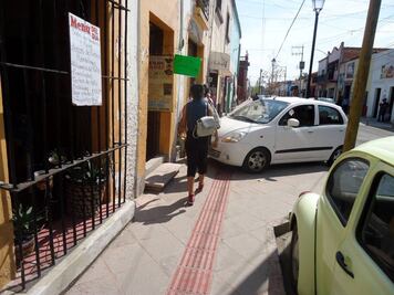 Buscarán que presidentes municipales atiendan las banquetas