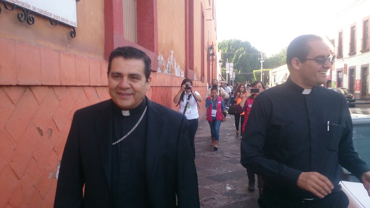 Omite voto Obispo por retraso