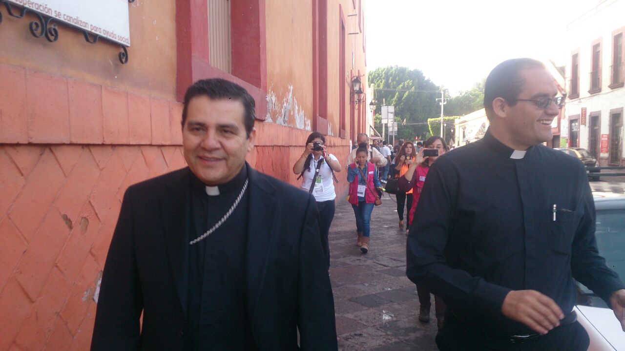 Omite voto Obispo por retraso