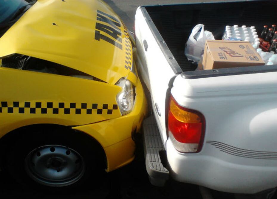 Carambola de cuatro coches en la 57