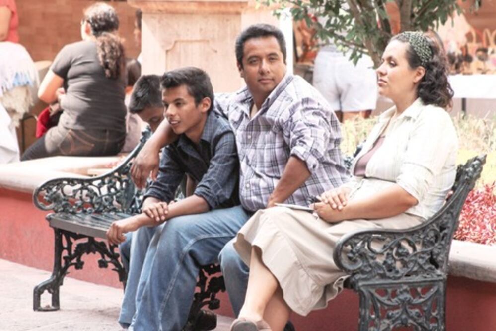 Festejan a padres en restaurantes y bares