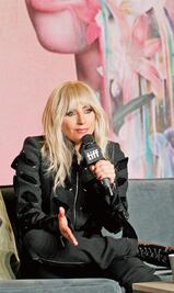 Lady Gaga está condenada al dolor... y lo muestra al mundo 