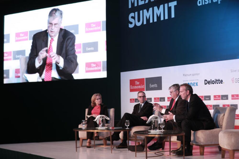 Luis Rubio, presidente del Comexi, y los ex embajadores estadounidenses Jeffrey Davidow y Antonio Garza, en su aparición en el Mexico Summit (ALEJANDRA LEYVA. EL UNIVERSAL)