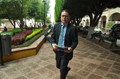 Descartan bajo índice de empleos