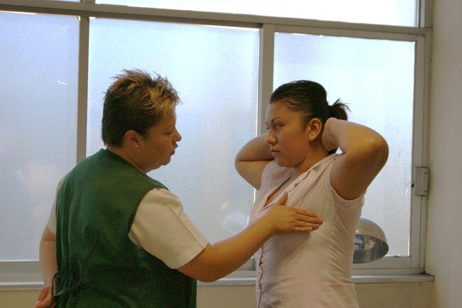 Se detectan a tiempo 140 casos de cáncer: IMSS