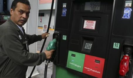 Magna bajará un centavo, el diesel 2; la Premium subirá 2 centavos