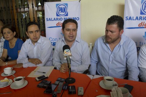 En SJR pretenden 8 mil firmas   