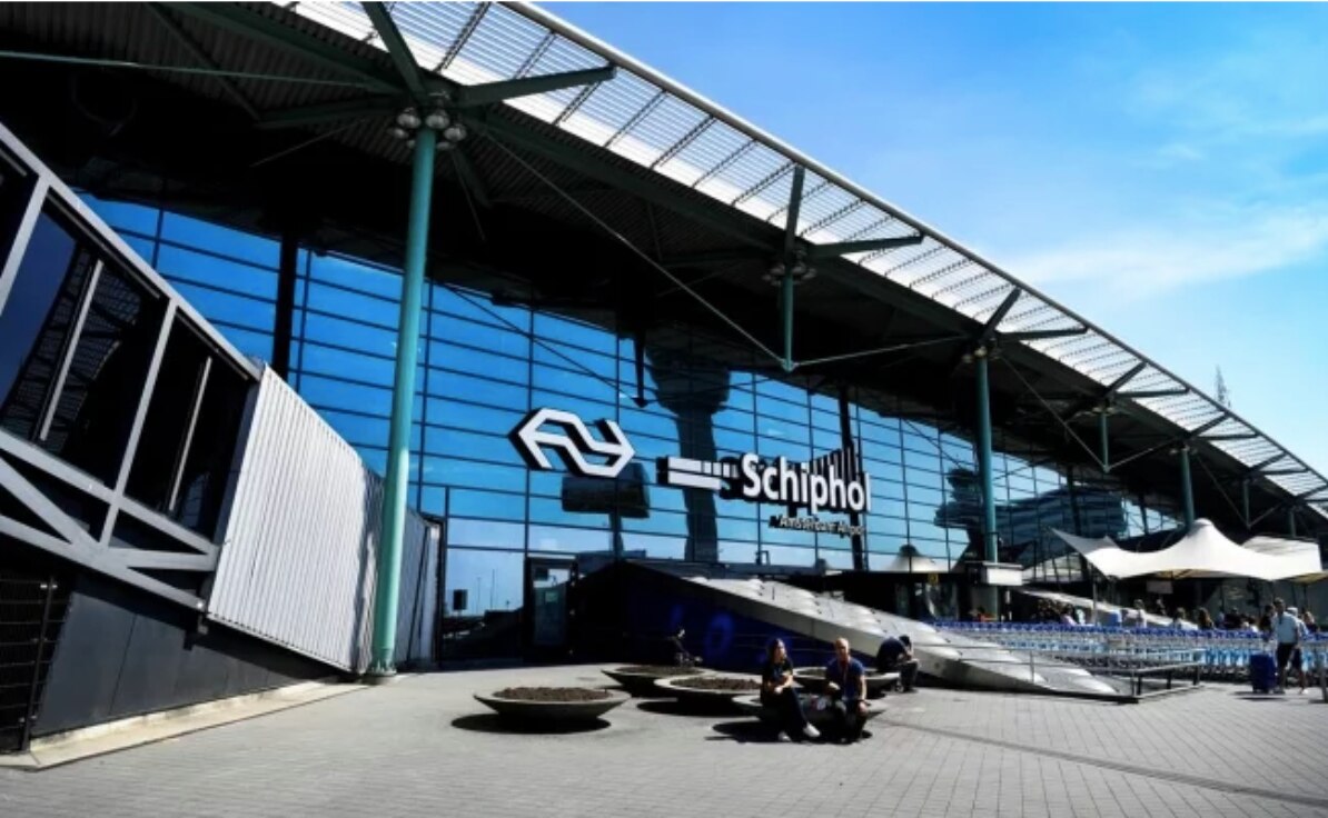 Error técnico provoca una falsa alarma de secuestro de avión en Ámsterdam