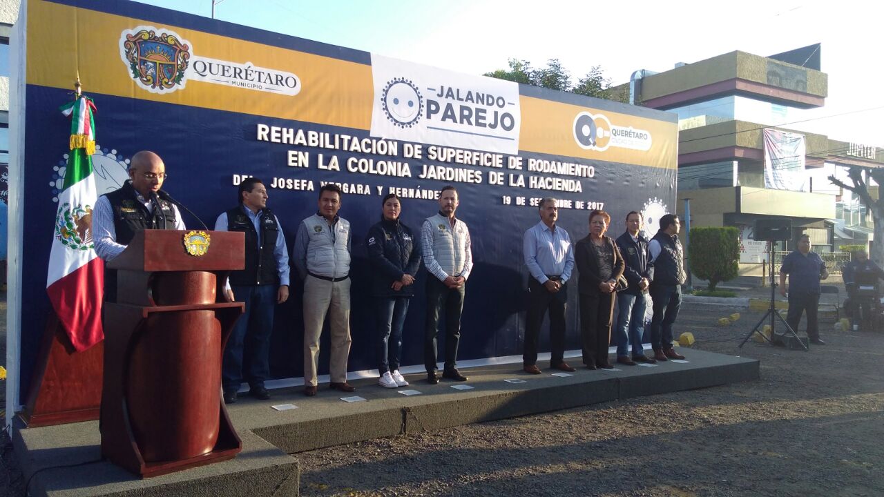 Destinan 100 mdp para pavimentar seis colonias