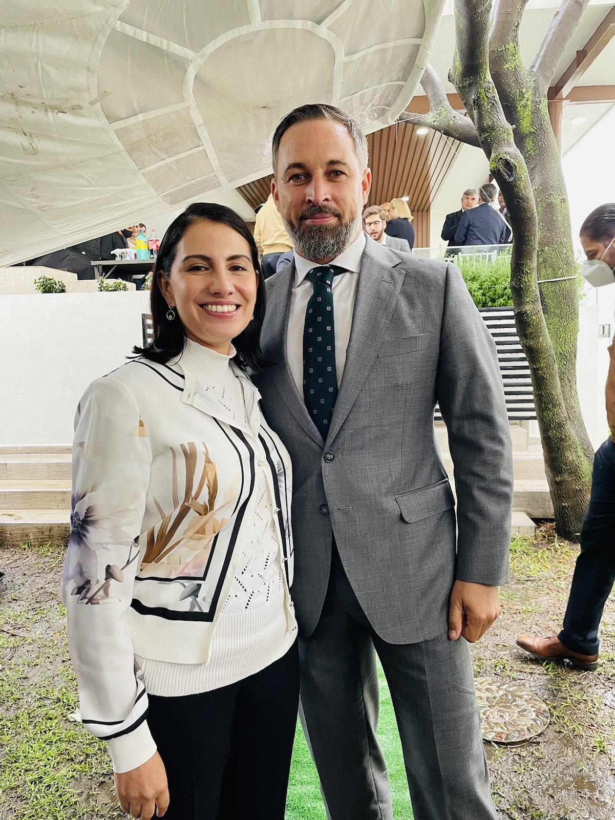 "Pronto tendremos VOX México", Elsa Méndez celebra a la ultraderecha