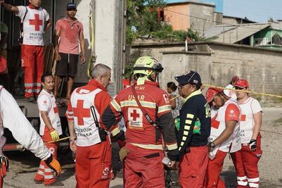 Hay 697 peticiones de queretanos para localizar familiares en Acapulco