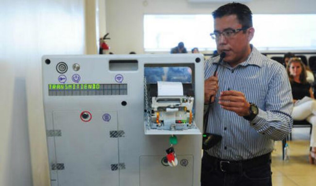 Prueba el IEEQ las urnas electrónicas en El Marqués