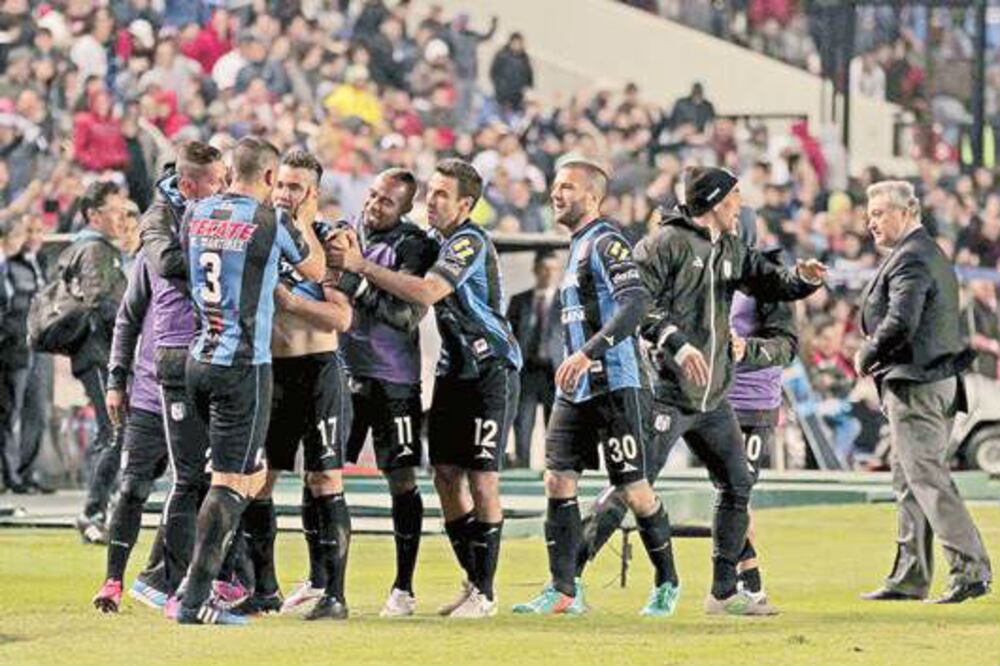 Llega victoria de último minuto