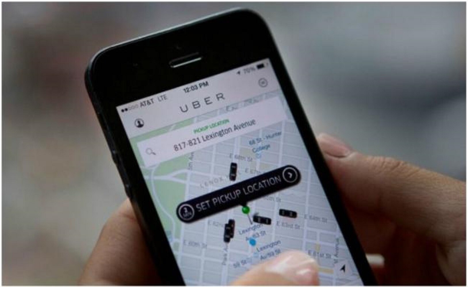 Pide Uber, se queda dormido y paga 30 mil pesos