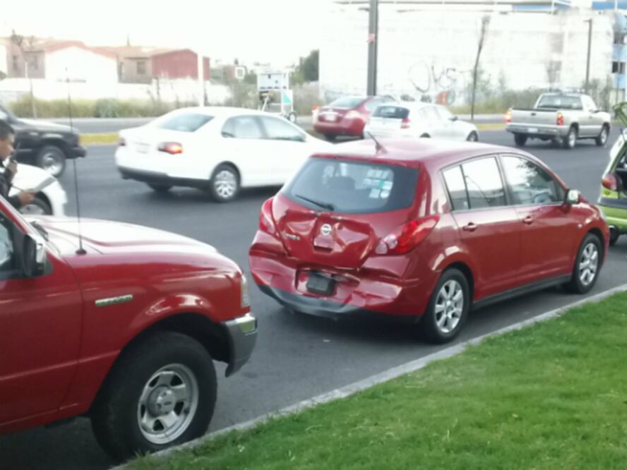 Chocan en Paseo Constituyentes