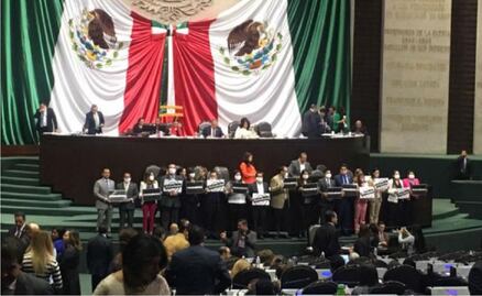 PRD protesta en contra de "Ley Mordaza"