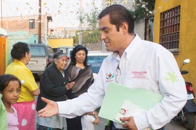 Piden cuentas a titular de Obras en San Juan