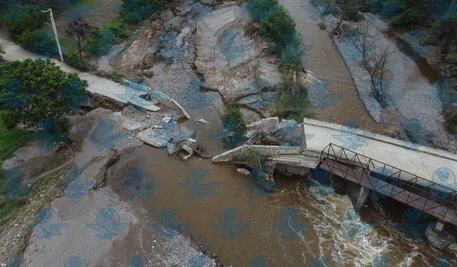 Sin agua potable en El Chilar, Tolimán, tras colapso de puente
