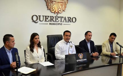 Renuncia Correa Sada a Servicios Públicos